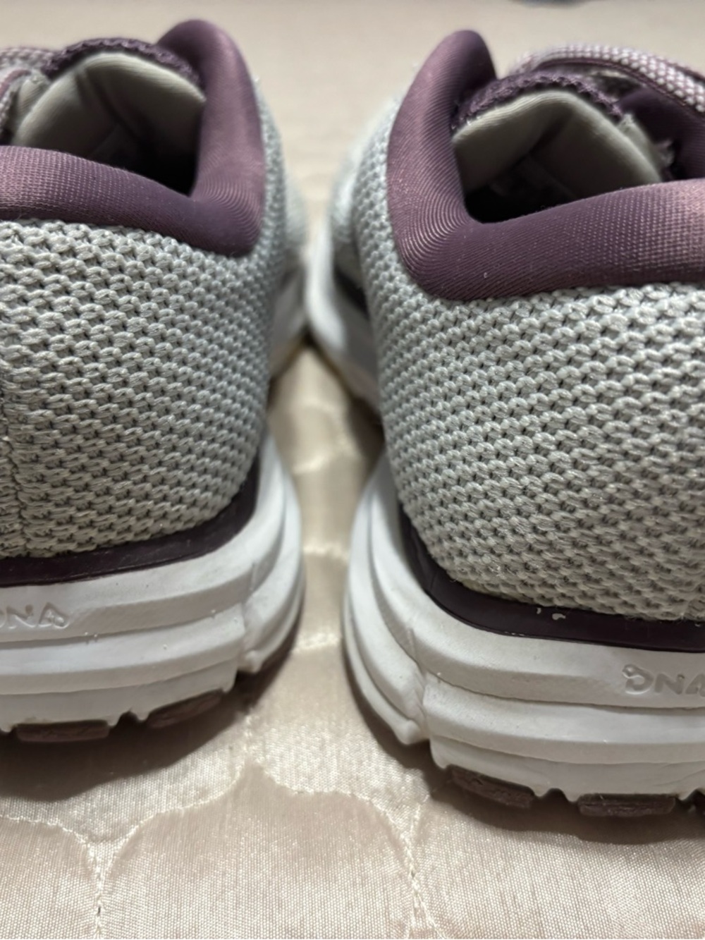 Brooks Revel 2 Running Shoes Women’s Size 8 Gray Purple - Picture 6 of 9